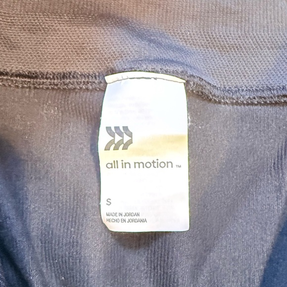 All in Motion Women's Contour Power Waist Black Bike Shorts Sz Small - Picture 2 of 6